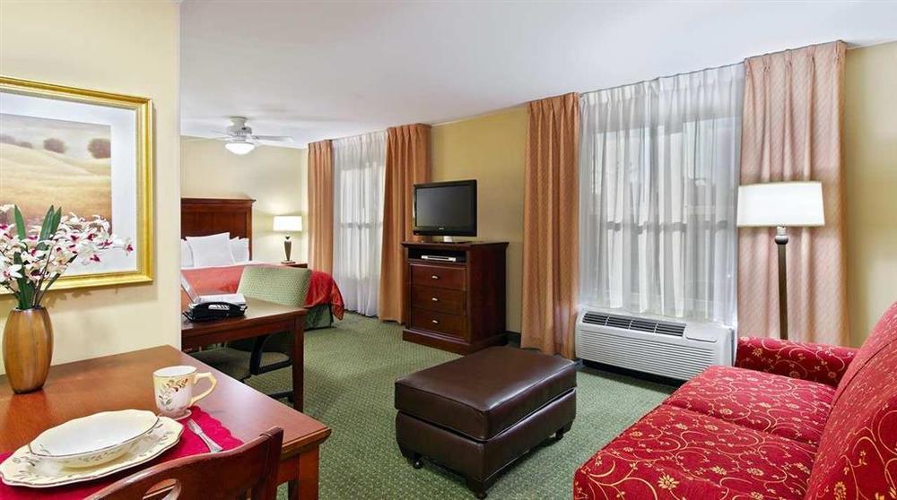 Homewood By Hilton Birmingham South Inverness 3* Hoover
